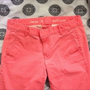 GAP Capri khaki's