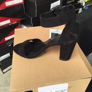 Zara 6.5 sandals