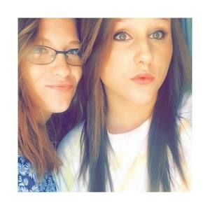 Meet your Posher, Katelynn