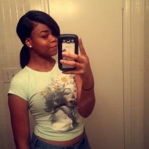 Meet your Posher, Kiara