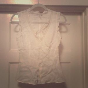 Cute white top