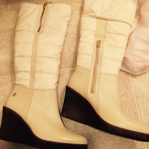 New UGG white boots shoes size 6 - Picture 2 of 4