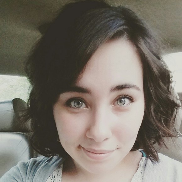 Meet your Posher, Brittany - Picture 1 of 1