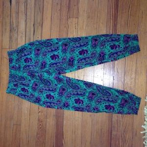 Green flowy diva pants