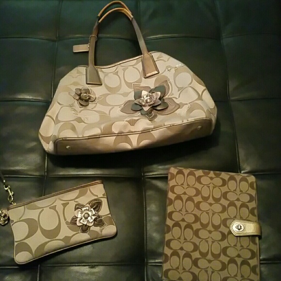 Coach bundle
