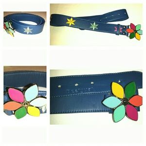 Desigual belt.