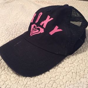 Roxy Mesh-back Hat