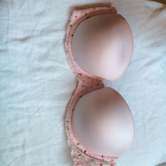 VS PINK Where Everywhere Push-Up Bra