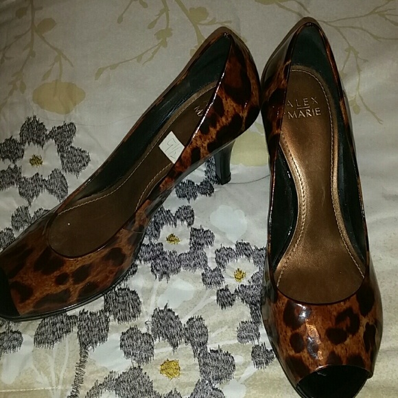 Alex marie leopard heels