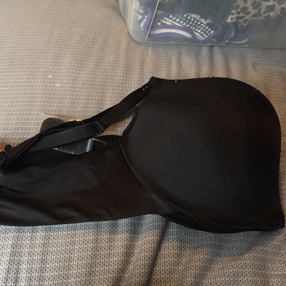 Brand new plunge bra