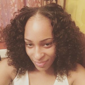 Meet your Posher, Emerald