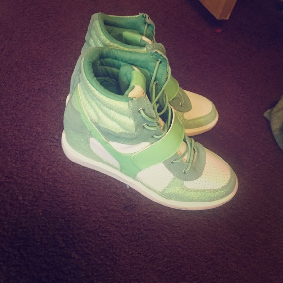 High tops