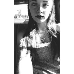 Meet your Posher, Katelyn