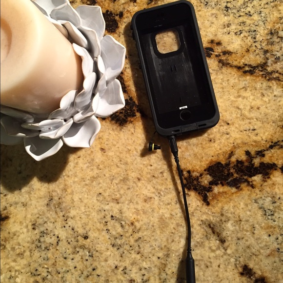 Lifeproof waterproof iPhone 5S case