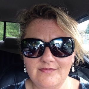 Meet your Posher, Christy