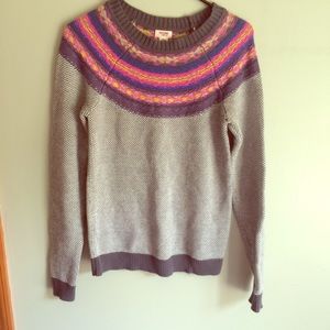 Cozy colorful sweater 💖