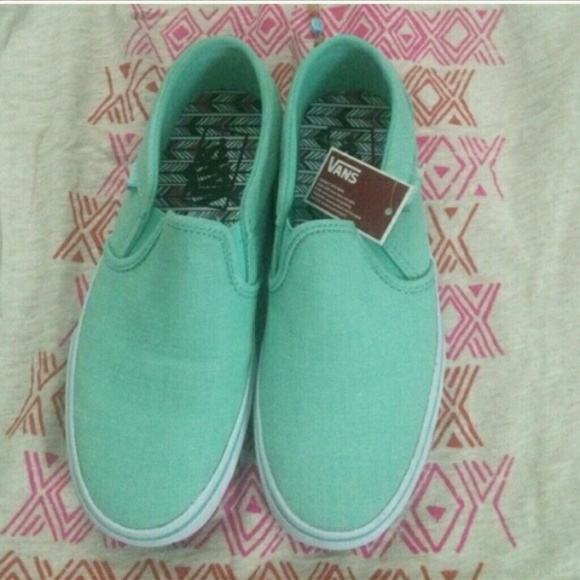 Women's Asher Slip On Vans