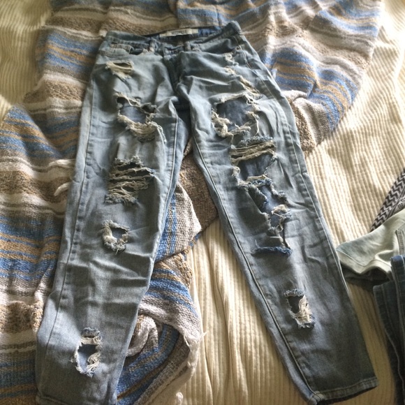 Brandy melville boyfriend jeans