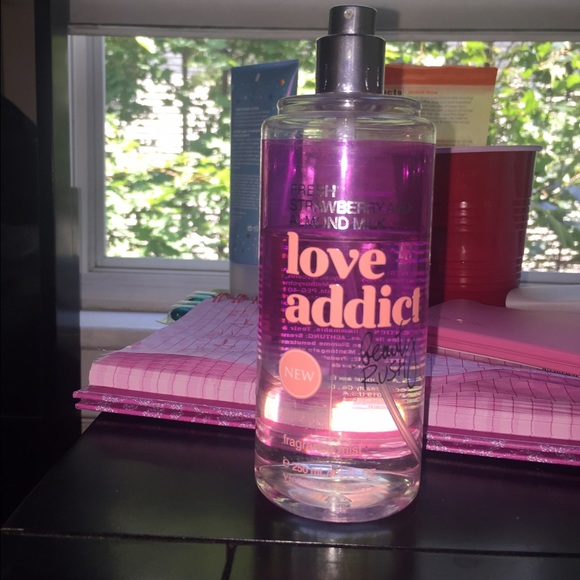Beauty Rush Love Addict fragrance mist
