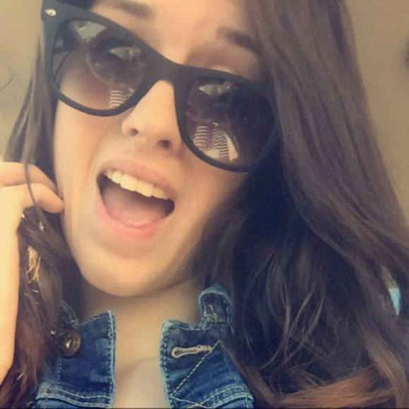 Meet your Posher, Shelbie