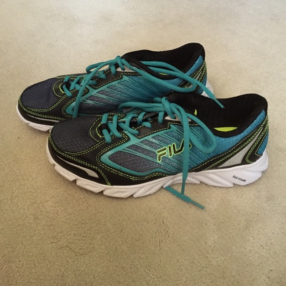 New without tags sneakers