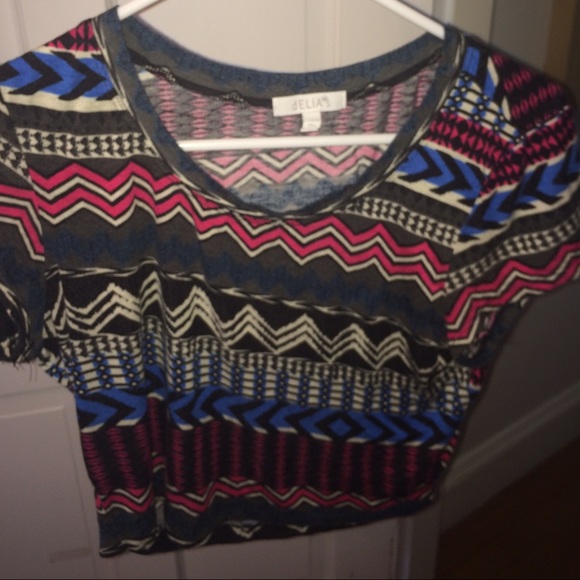 Crop top - Picture 1 of 1