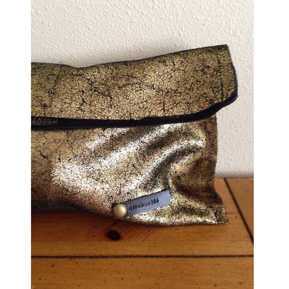 The Bella //all gold errythang leather clutch - Picture 4 of 4