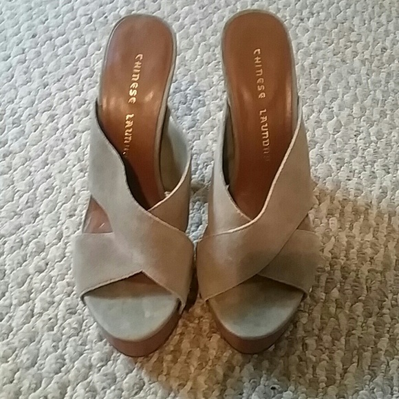 Chinese Laundry Heels - Picture 3 of 4