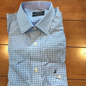 Gents Nautica dress shirt