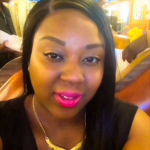 Meet your Posher, Monique