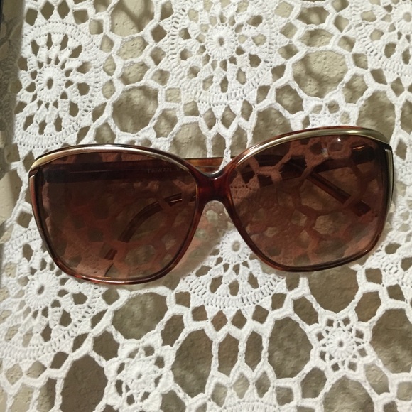Cute vintage sunglasses