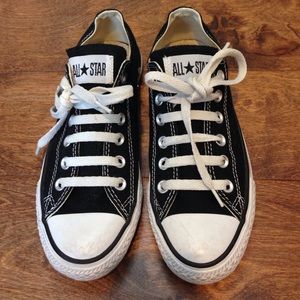 Converse size w7 m5