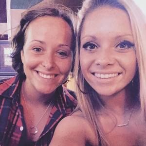 Meet your Posher, Cami