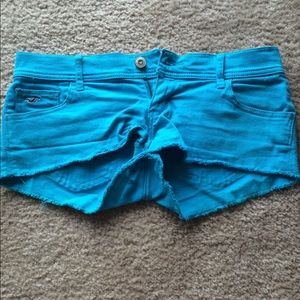 Blue size 5 hollister shorts. Never worn, like new
