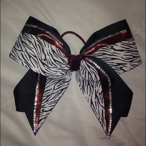 zebra print cheer bow w/ gems 💋
