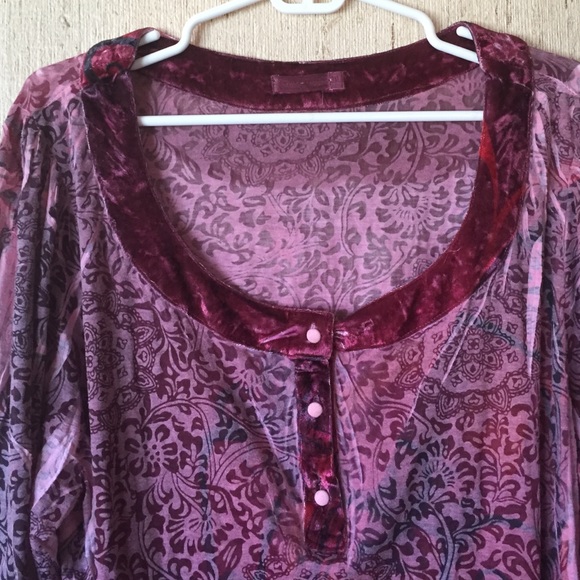 Sheer Patterned / Velvet Top - Picture 2 of 4