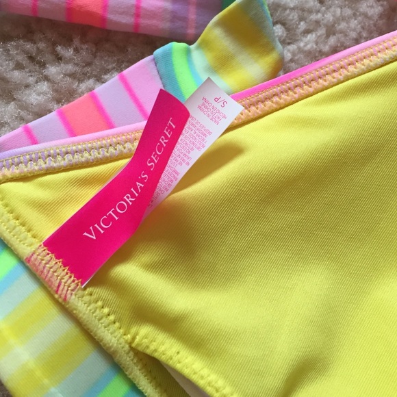Triangle swim top - Picture 2 of 2