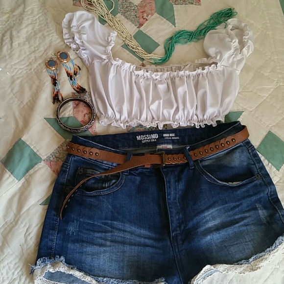 White ruffled crop top