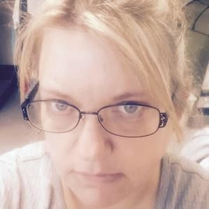 Meet your Posher, Angie