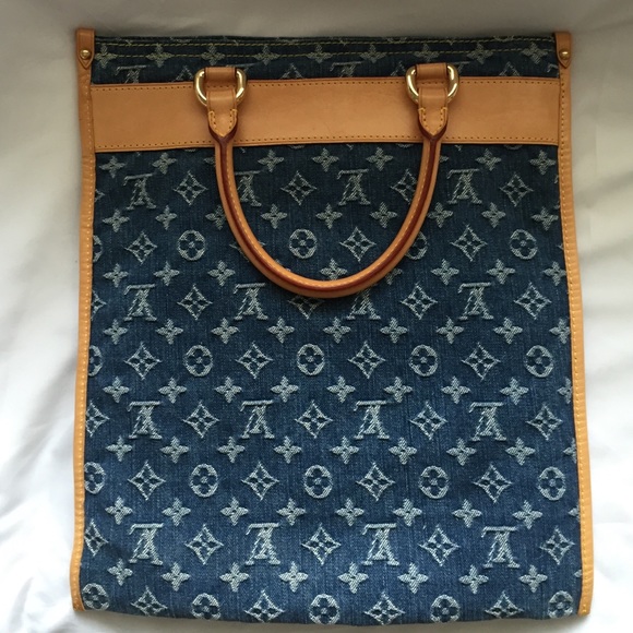 Louis Vuitton Denim Monogram Sac Plac Tote💎💙👖 - Picture 4 of 4