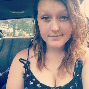 Meet your Posher, Cassandra