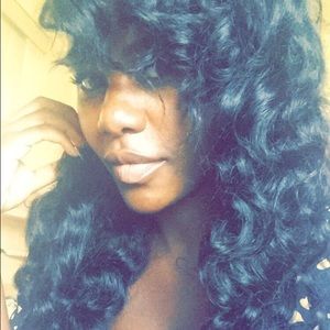 Meet your Posher, Jennifer