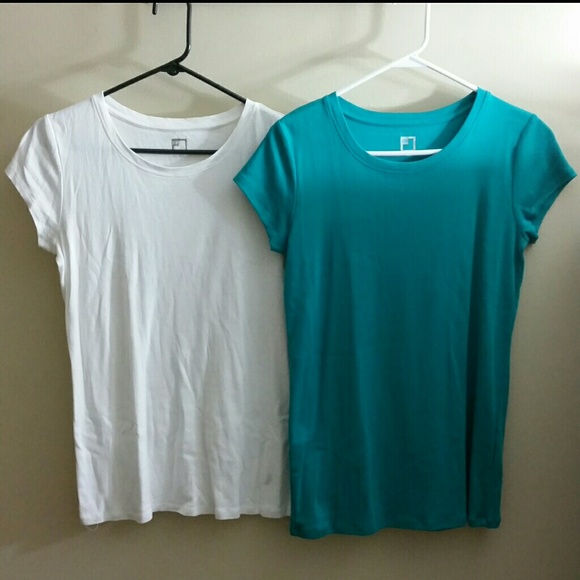 NWOT Bundle of 4 Shirts - Picture 2 of 3