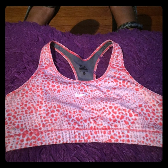 Nike sportsbra