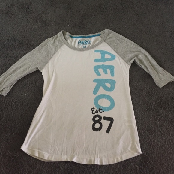 Small Aeropostale white, gray, blue shirt