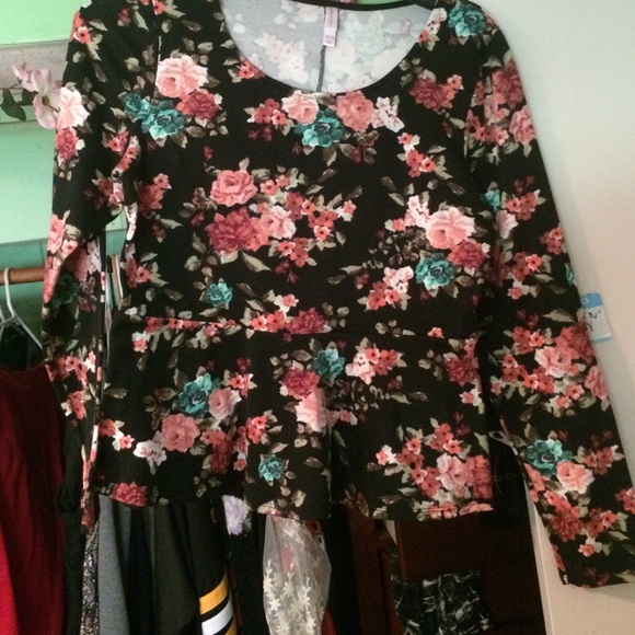 One of those shirts that flair around the waist