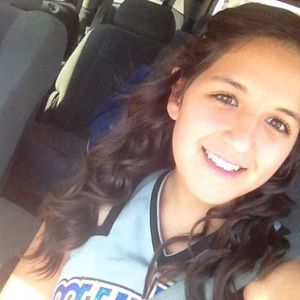 Meet your Posher, Stephanie