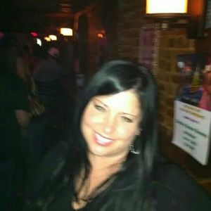 Meet your Posher, Shelli