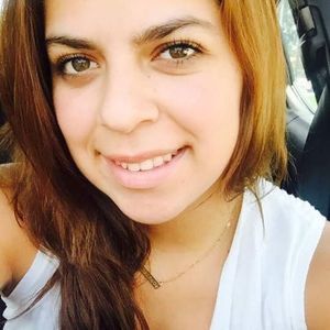 Meet your Posher, Daniela