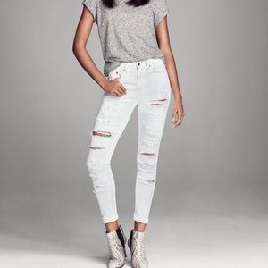 NWT- H&M skinny high waist ankle jeans distressed